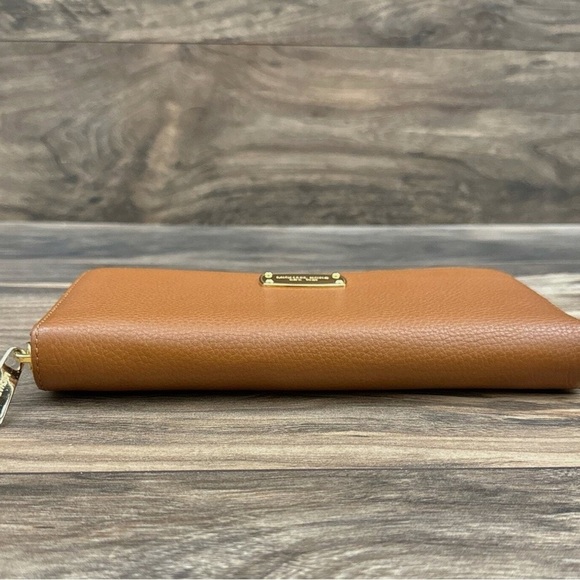 Michael Kors Large Brown Pebbled Leather Zip Around Continental Wallet | EUC - Picture 6 of 10